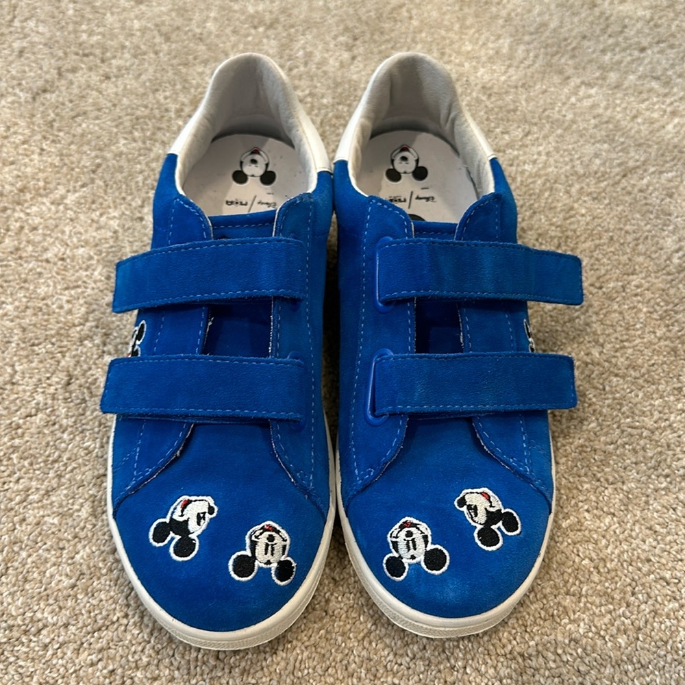Disney Blue Master of Arts Mickey Mouse shoes Boys US size 2.5
